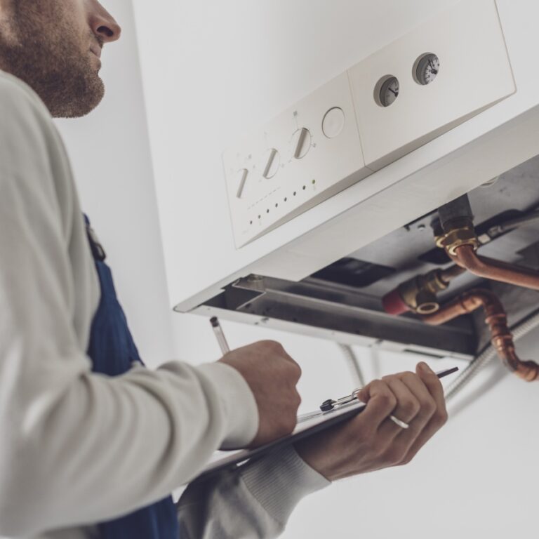 Agence M Com Marseille BV Climatisation Antibes Nice Cannes Installation Entretien Depannage Entretien chauffe eau thermodynamique